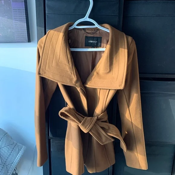 💕SOLD💕Babaton Camel Short Connor Coat - Picture 3 of 9